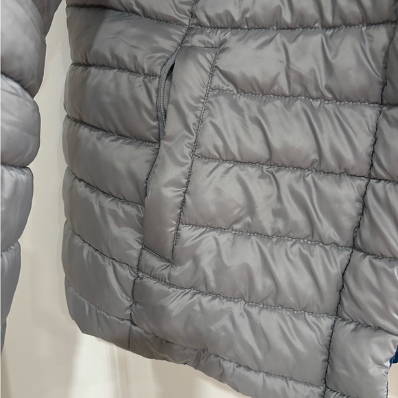Zella Large Reversible Puffer Coat blue and silver - Picture 4 of 8